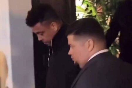 Vídeo de Ronaldo Fenômeno aparentemente alcoolizado viraliza nas redes bêbado Ex-jogador é alvo de protestos de torcedores