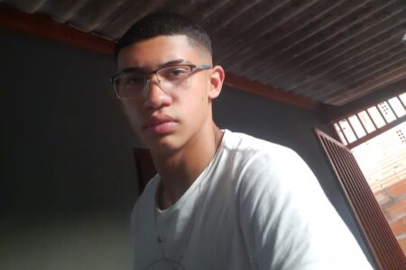 Júri de acusados da morte de adolescente de 17 anos em Goiatuba é adiado após manobra