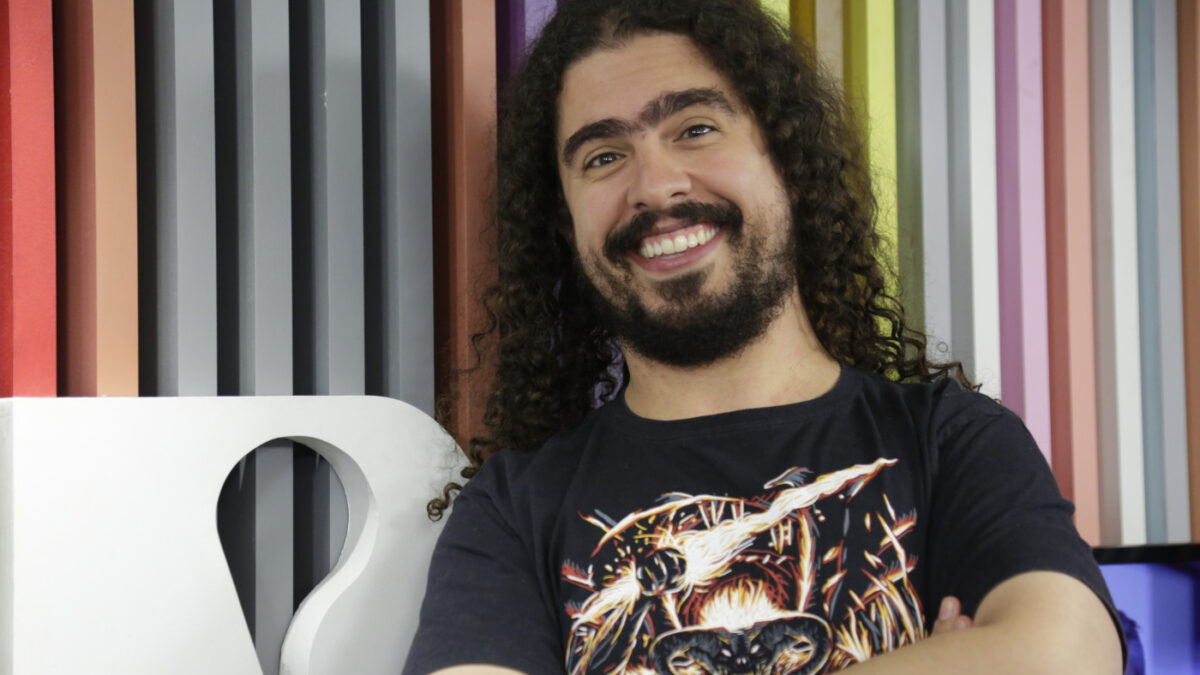 Youtuber e biólogo Pirulla sofre AVC e é internado em São Paulo