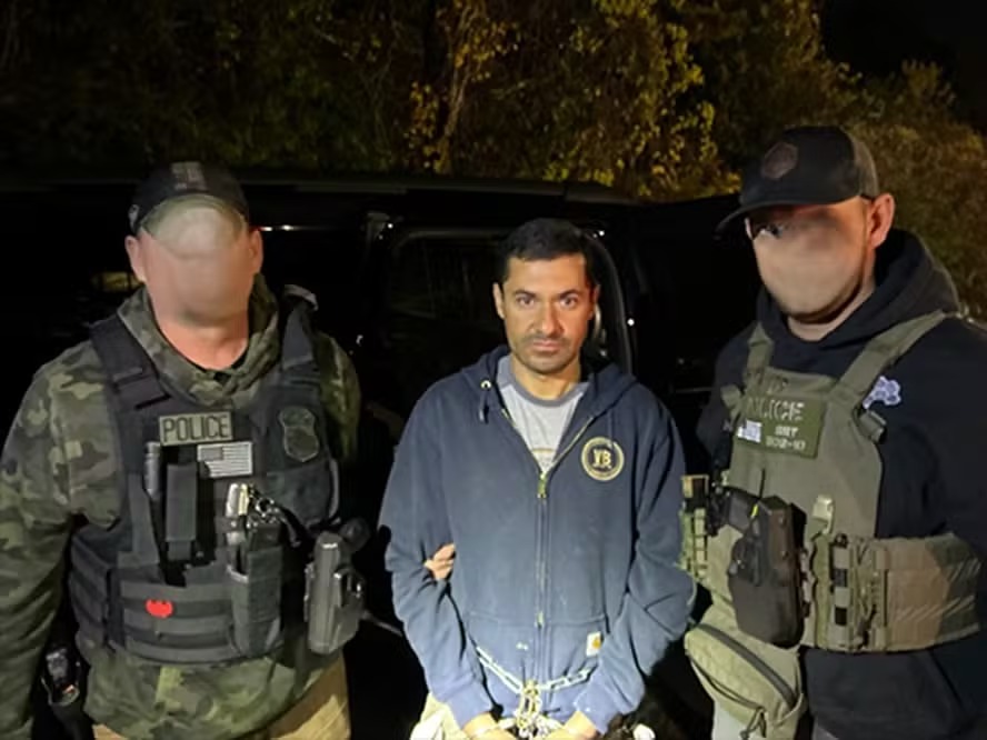 Fugitivo brasileiro condenado por estupro contra menor é preso morando em creche nos Estados Unidos não verifica antecedentes no exterior