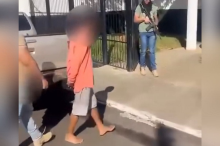 Homem preso por abuso sexual (Foto: Reprodução)