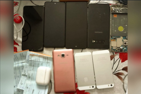 Celulares apreendidos pela polícia (Foto: Divulgação PCGO)