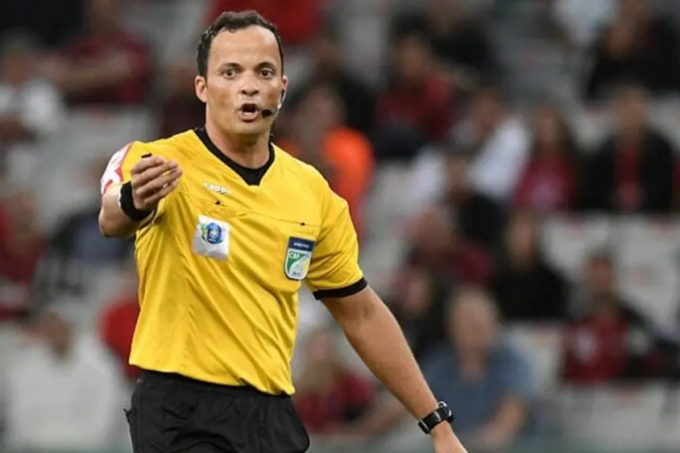 Savio Pereira Sampaio irá apitar o duelo do Vila Nova na Série B