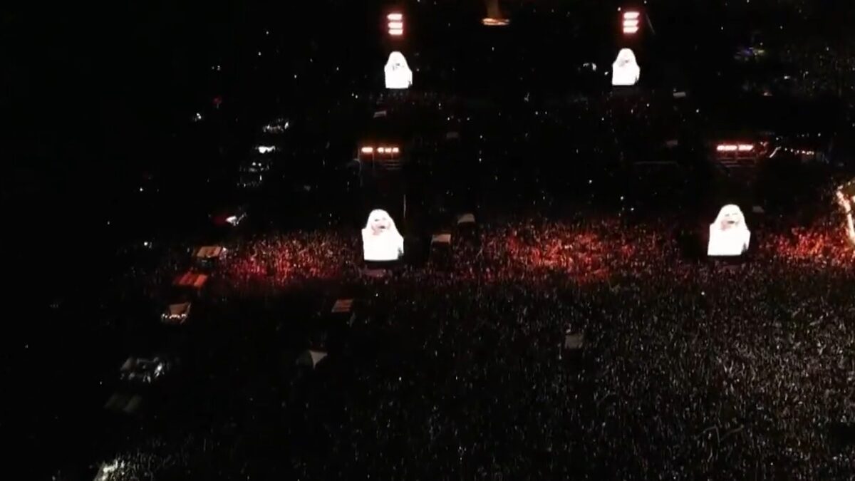 Show com Lady Gaga reuniu 2,1 milhões de pessoas no Rio, diz prefeitura