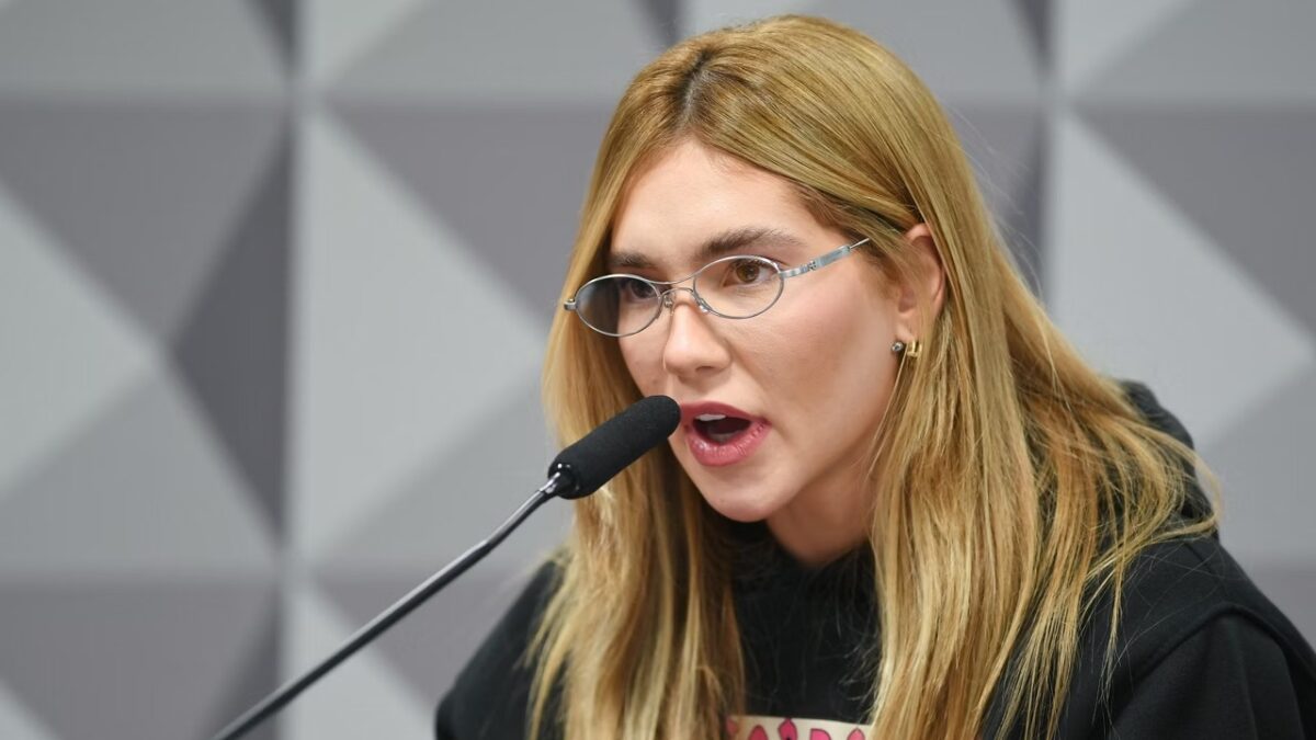 Antes da Grande Rio, Virginia tentou comprar posto de rainha de bateria em outras escolas de samba Influencer tentou negociar o posto
