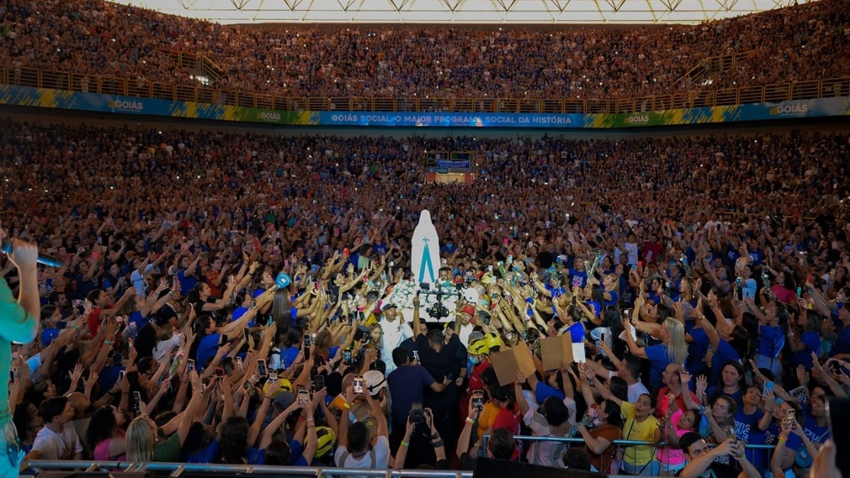 Totus Tuus 2025: Assista aos vídeos da 10ª edição do evento católico Encontro realizado no Estádio Serra Dourada reuniu milhares de fiéis
