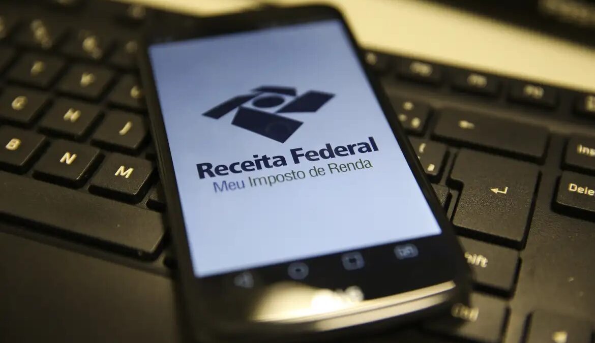 Quando vou receber a restituição do Imposto de Renda: calendário Valores liberados em 30 de maio prazo para entrega da declaração