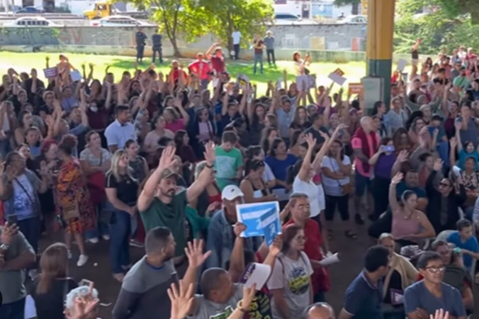 sintego-greve-adiamento