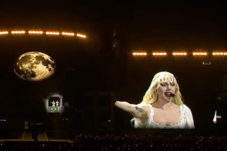 Lady Gaga se emociona em discurso durante show no Brasil: 'Vocês esperaram por mim'
