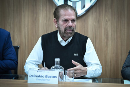 Reinaldo Carneiro Bastos, presidente da FPF