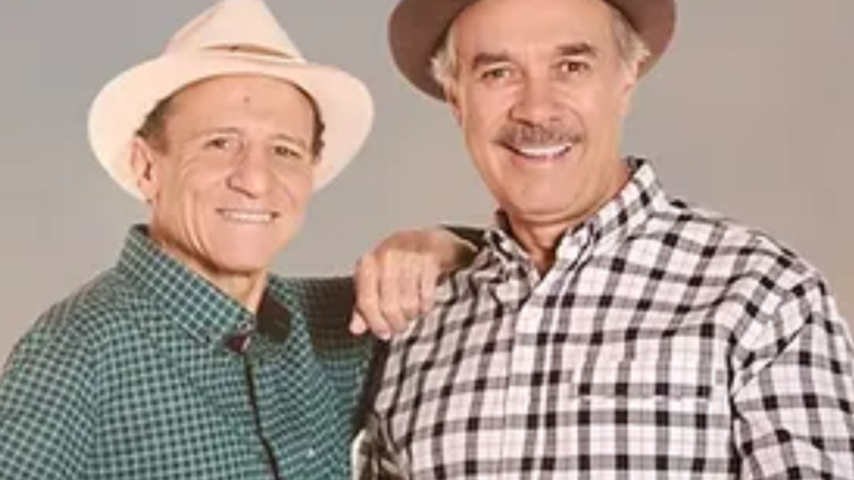 Nilton Pinto e Tom Carvalho apresentam novo show Goiânia neste final de semana