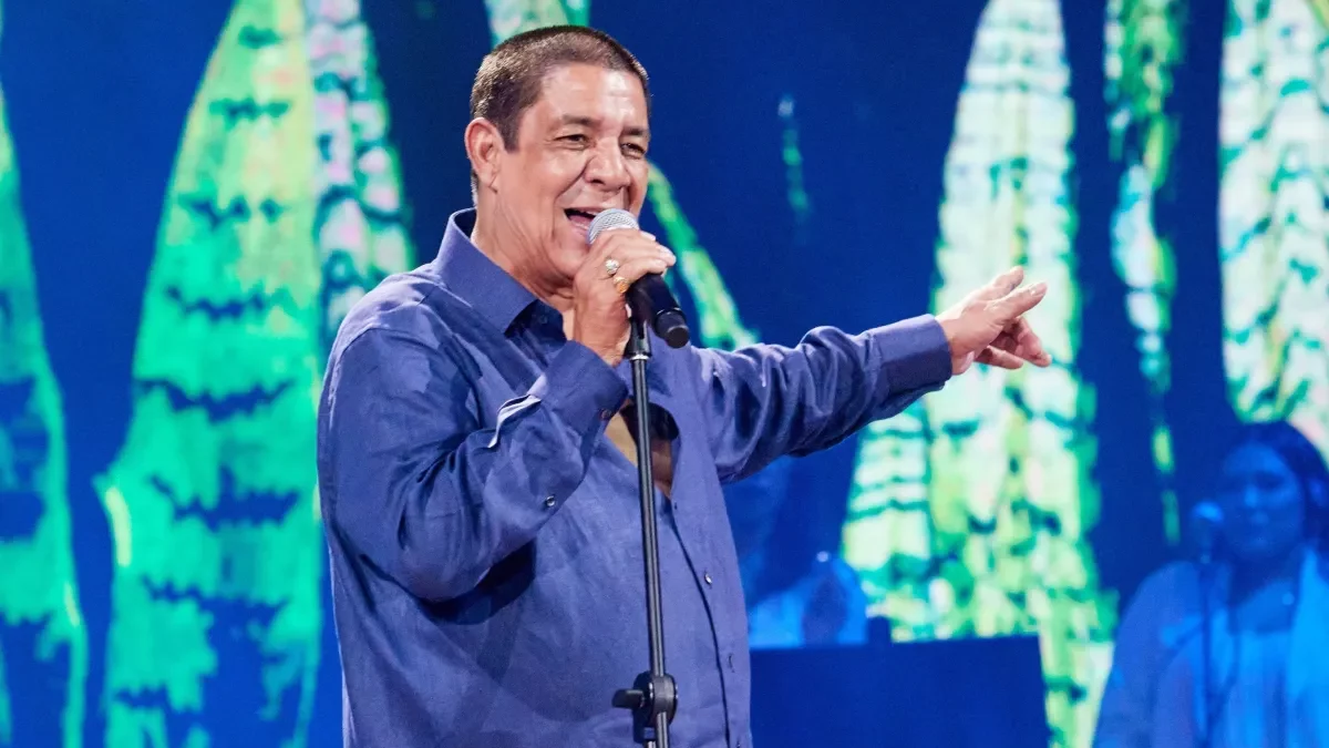 Zeca Pagodinho encerra turnê de 40 anos com show em Goiânia
