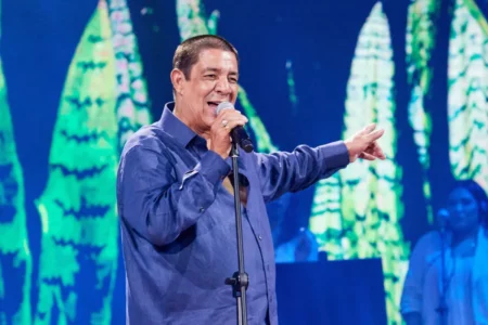 Zeca Pagodinho encerra turnê de 40 anos com show em Goiânia