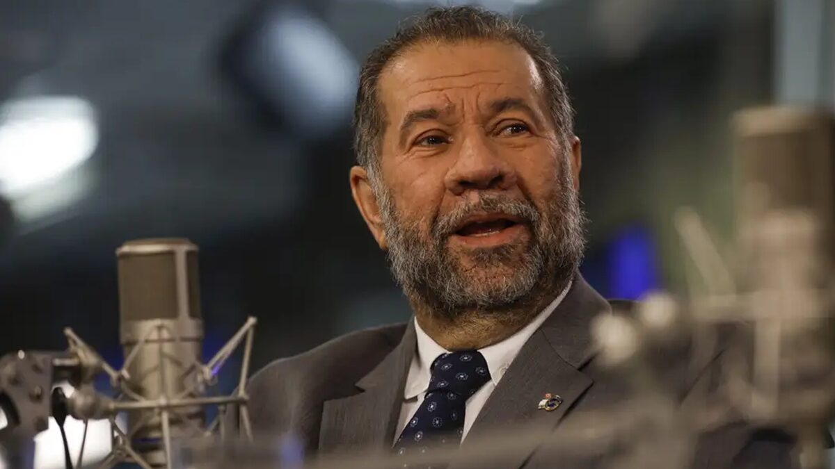 Escândalo do INSS: Lupi pode sair demitido de reunião com Lula