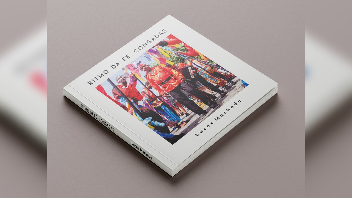 Livro reúne acervo fotográfico e documental das congadas de Catalão