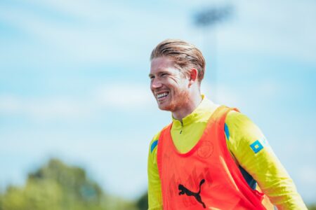 Kevin De Bruyne, durante treino do Manchester City
