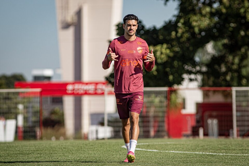 Facundo Labandeira está recuperado de lesão e deverá ser relacionado para a partida contra o Novorizontino