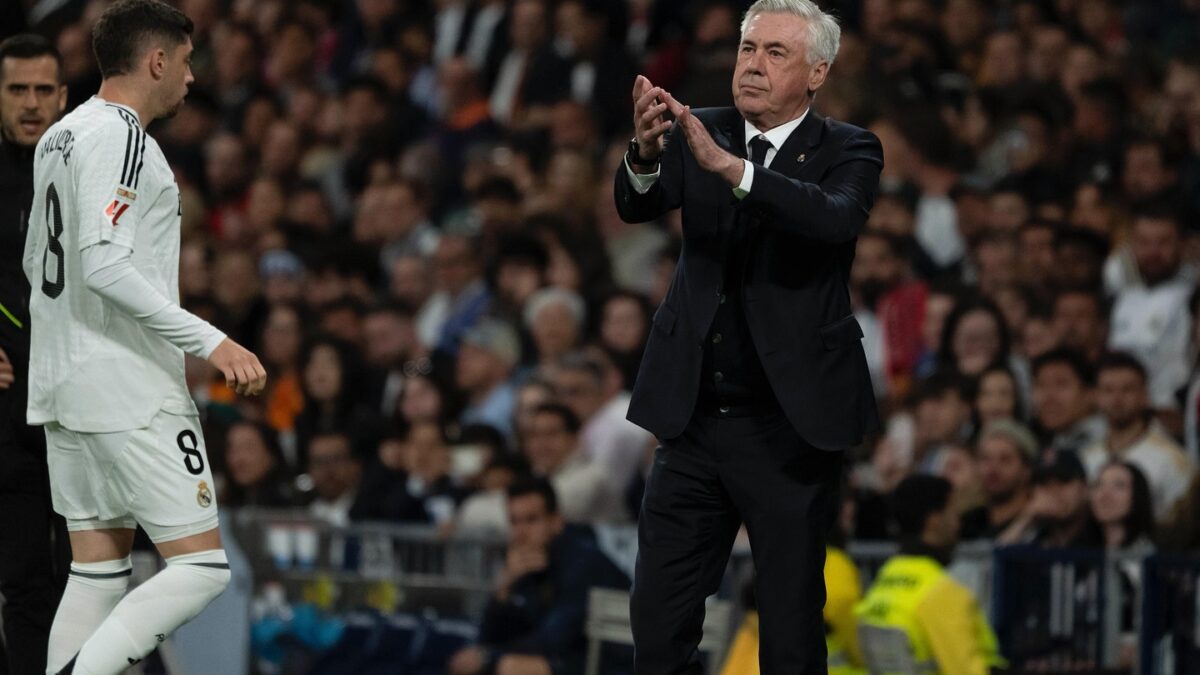 Carlo Ancelotti durante partida pelo Real Madrid