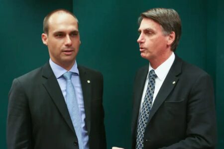 Jair e Eduardo Bolsonaro (Foto: Agência Brasil)