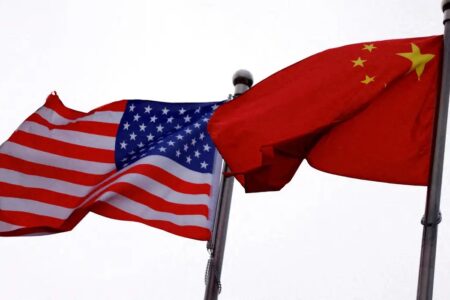 EUA e China anunciam acordo para reduzir tarifas temporariamente Americanos reduzirão taxas sobre itens do país asiático para 30%