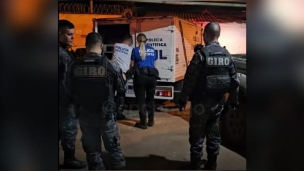 Imagem do caminhão do IML