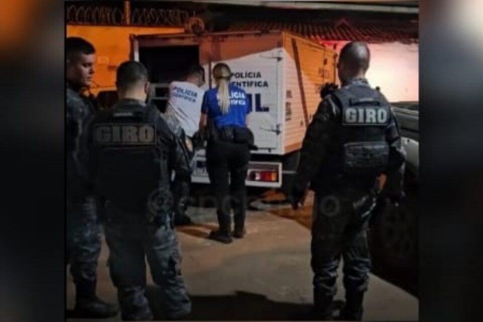 Imagem do caminhão do IML
