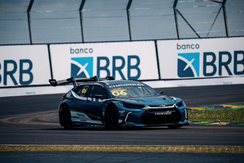 Hélio Castroneves durante a etapa de Interlagos