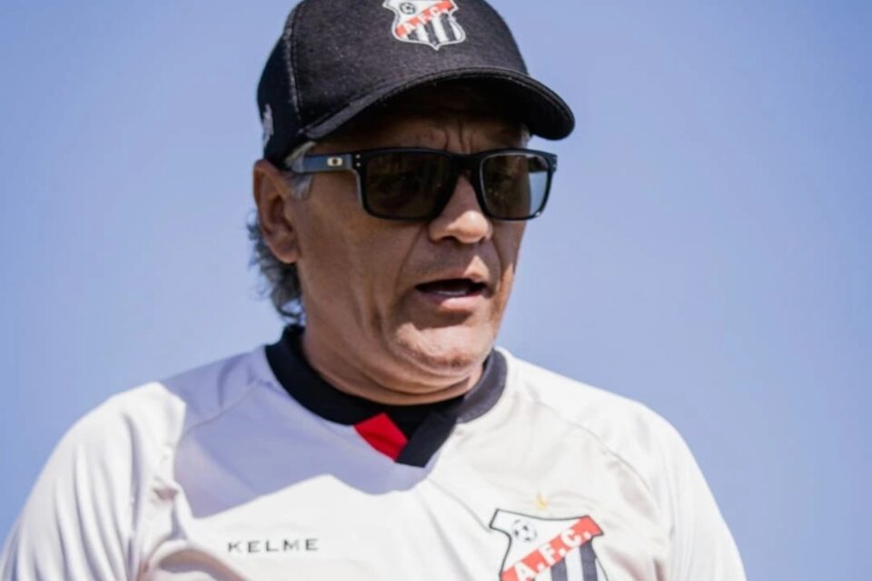Ângelo Luiz, treinador do Anápolis