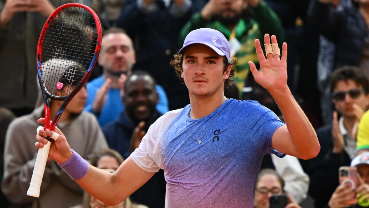 João Fonseca em sua estreia em Roland Garros