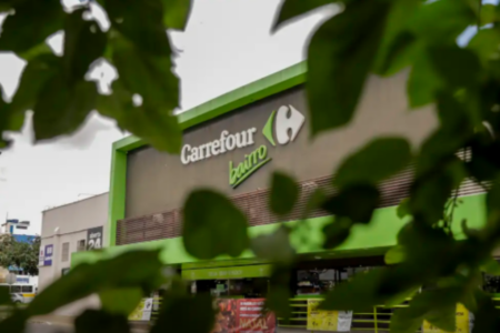 Imagem de uma loja do carrefour