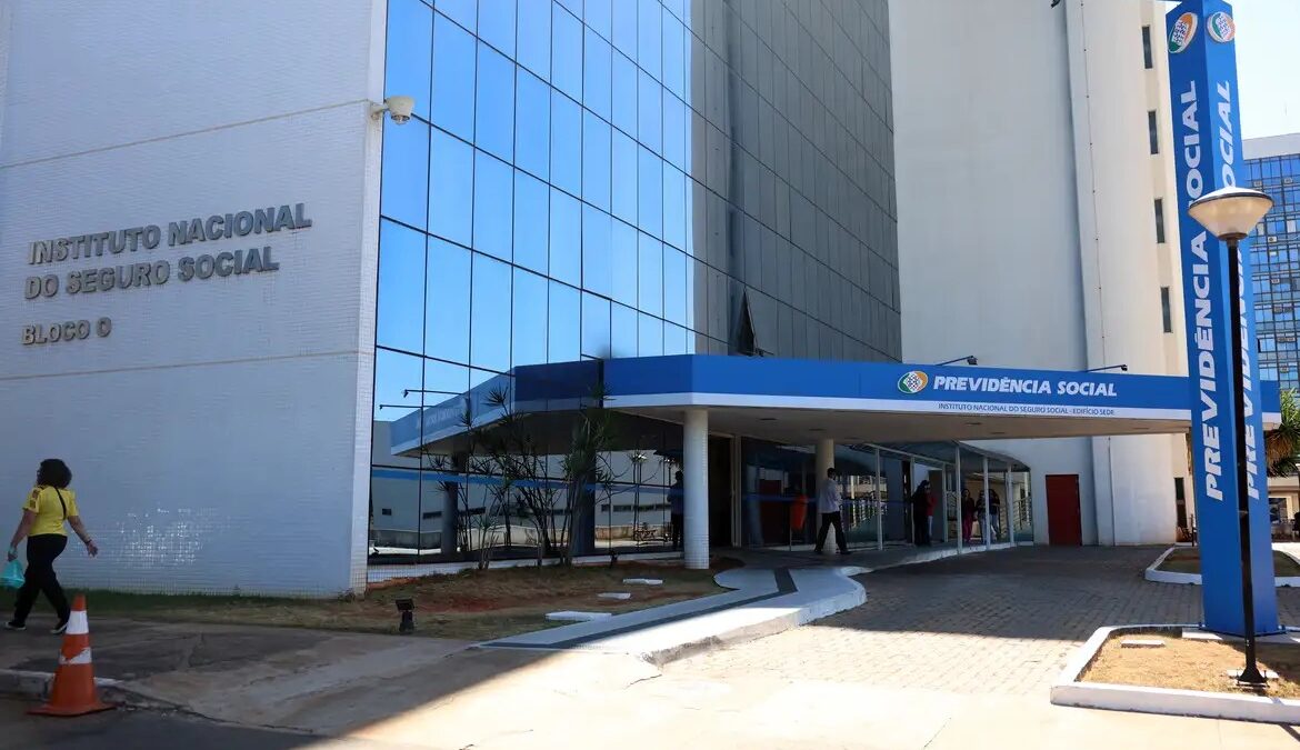 Contag, Sindnapi, Conafer e ABCB/Amar Brasil são investigadas pela PF INSS: AGU exclui central do agro e sindicato de irmão do Lula