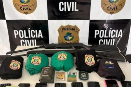 Imagens dos materiais apreendidos com o suspeito