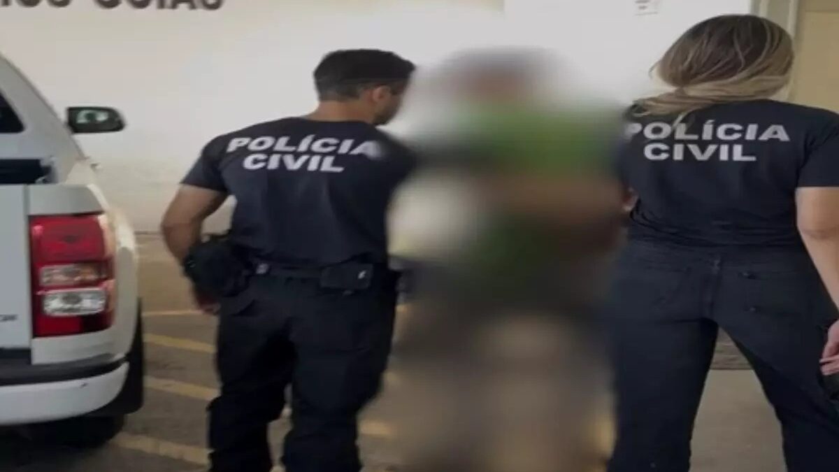 Homem é preso por mandar o próprio filho matar a ex-mulher em Morrinhos Crime aconteceu enquanto a vítima, de 39 anos, trabalhava como gari