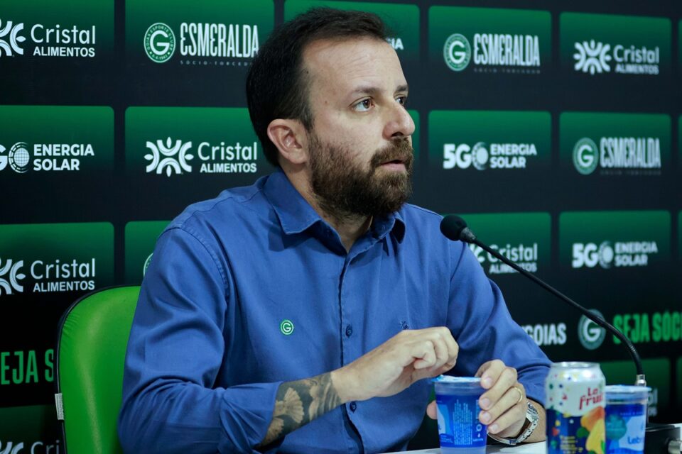 Lucas Andrino, diretor de futebol do Goiás