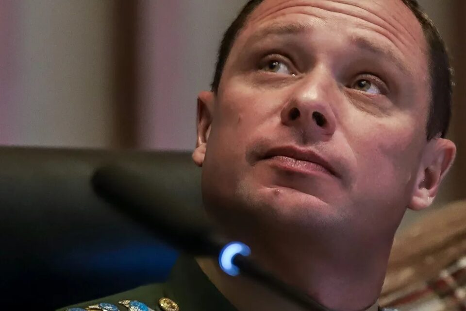 Mauro Cid nega intenção de fugir do país em depoimento à PF