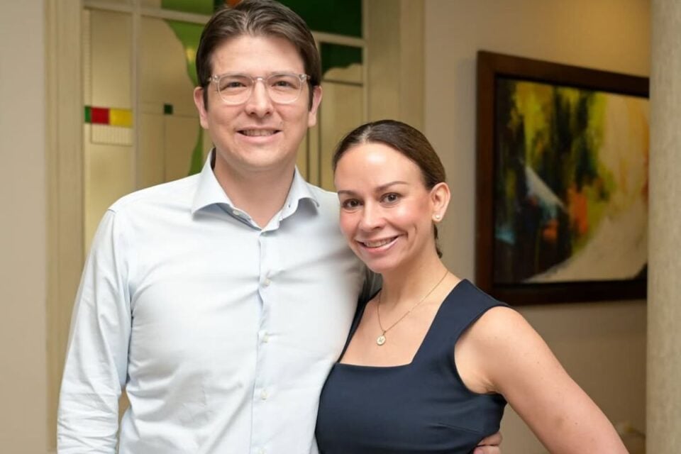 Miguel Uribe e a esposa, Maria Claudia Tarazona (Foto: Instagram)