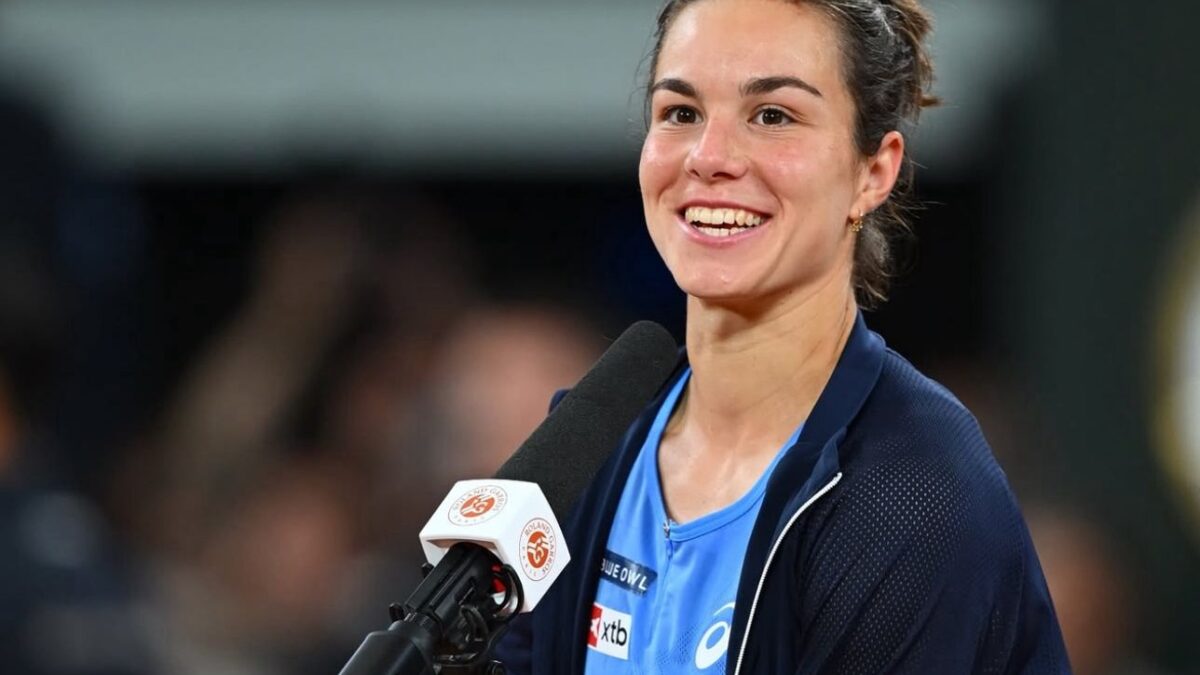 Lois supera lesão e chega a semifinal do Roland Garros