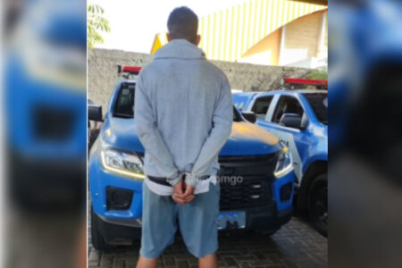 Homem é preso após esfaquear e roubar moto de dono de distribuidora de bebidas, em Goiânia
