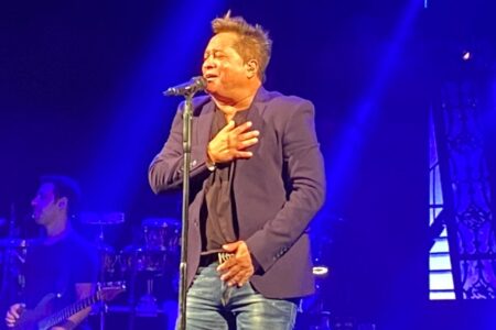 Fã joga água na cara de Leonardo, que fazia show bêbado; vídeo Momento viralizou na web e gerou uma enxurrada de comentários