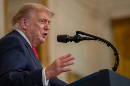 Trump diz que 'sem dúvidas' ordenaria novos ataques ao Irã caso regime volte a enriquecer urânio