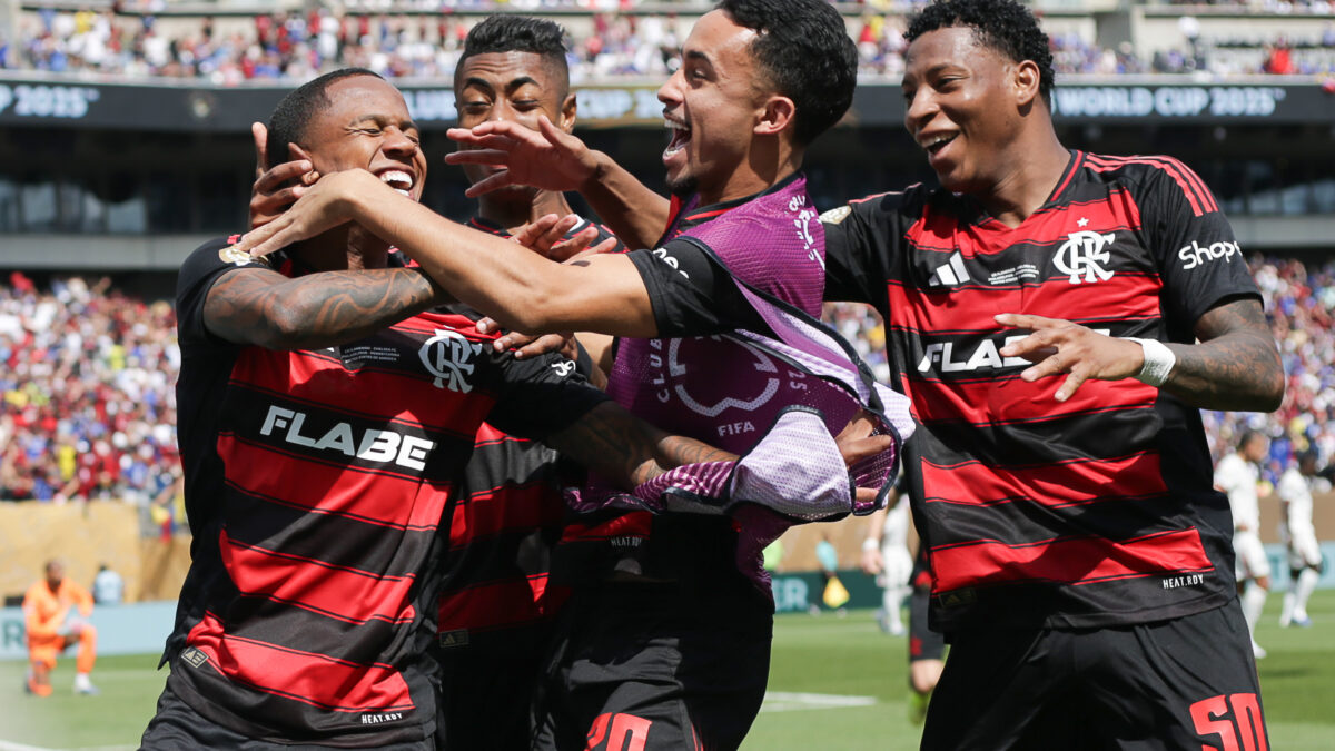 Felipe Luís deve promover rodagem no elenco para partida entre Flamengo e Los Angeles