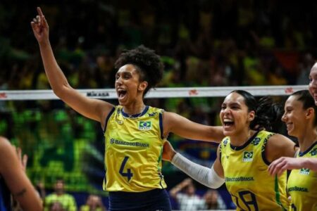Brasil encara invicta Turquia