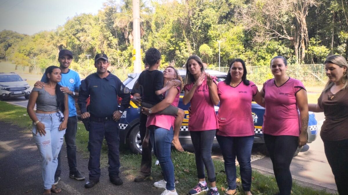 Momento em que a criança foi entregue aos pais