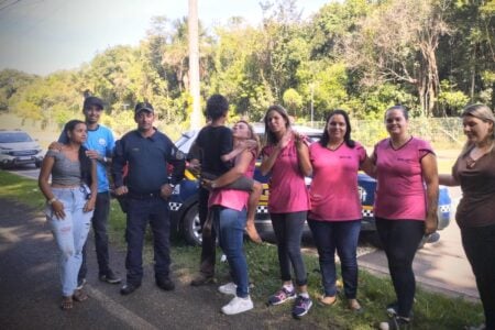 Momento em que a criança foi entregue aos pais