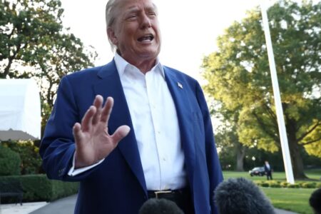 Trump se diz infeliz com Israel e Irã após retomada do conflito 'não sabem o que estão fazendo' disse presidente dos EUA