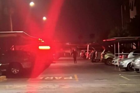 Imagem do estacionamento do condomínio