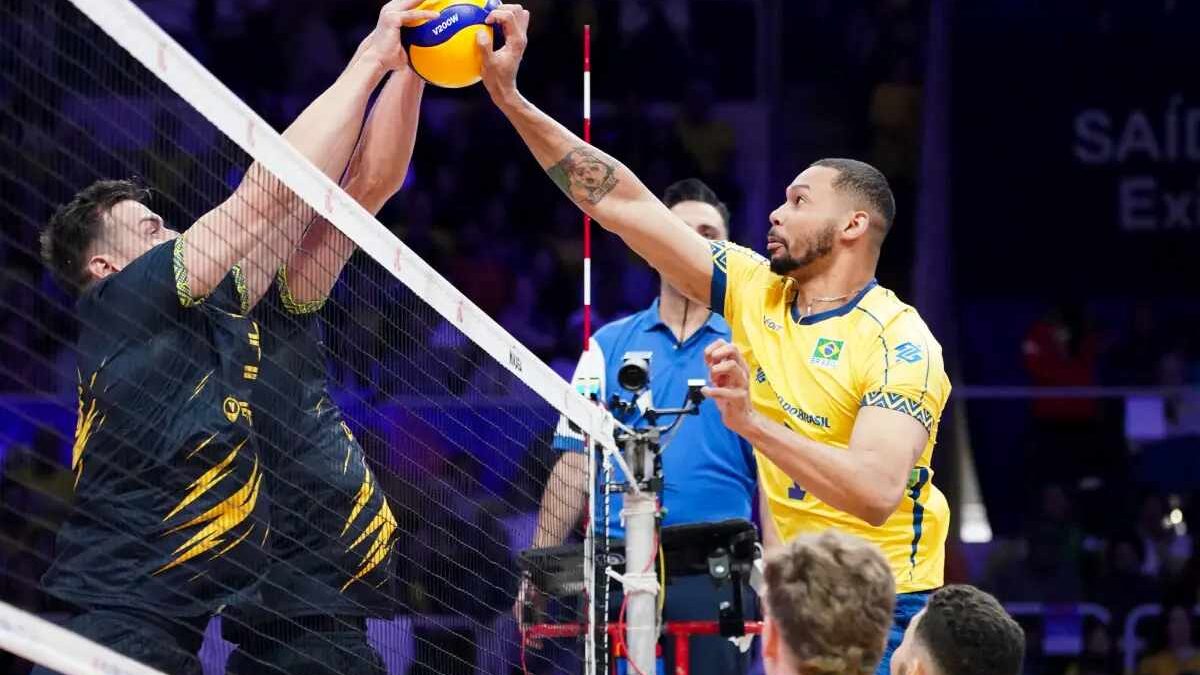 Brasil sai atrás nos primeiros sets, mas vira sobre Ucrânia