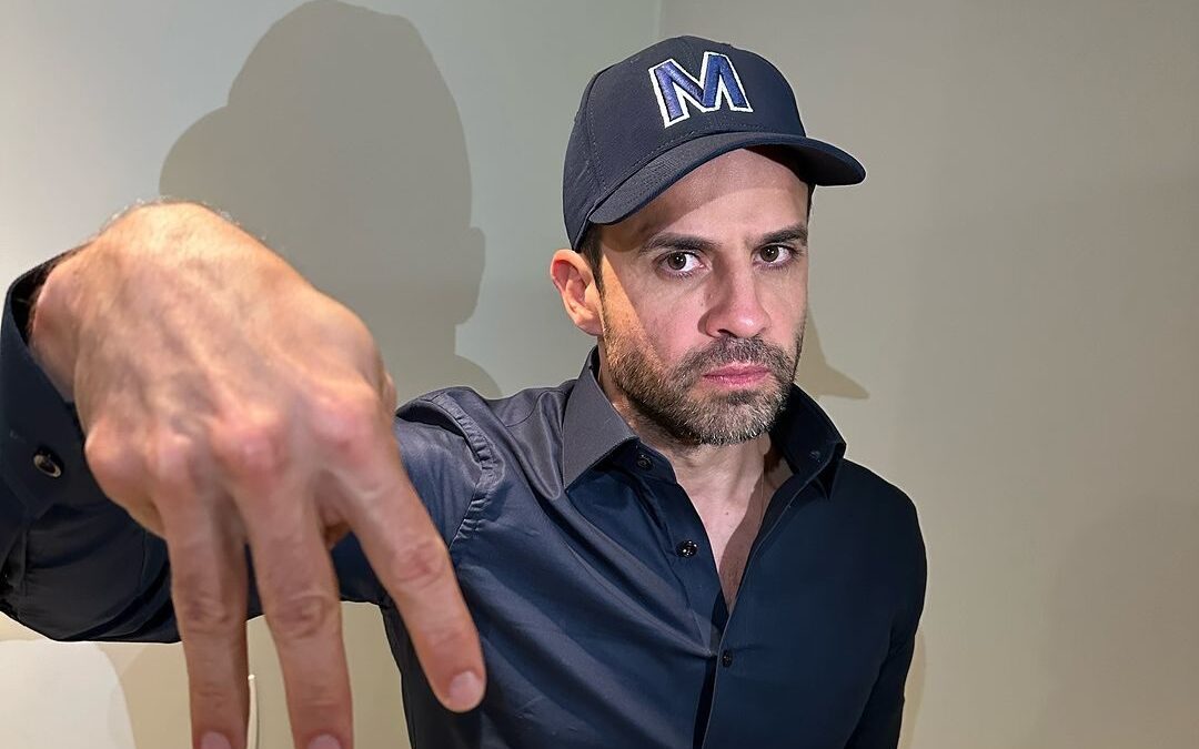 Pablo Marçal faz mentoria espiritual com 220 brasileiros em Israel em meio a guerra Influenciador diz que não está violando nenhuma regra