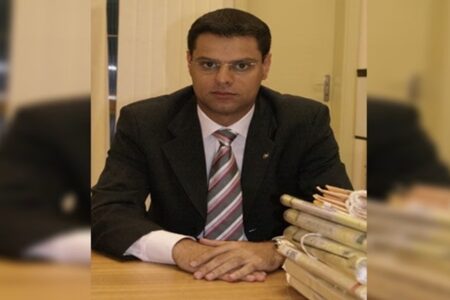 Moraes manda PF ouvir juiz que soltou goiano que quebrou relógio no 8/1