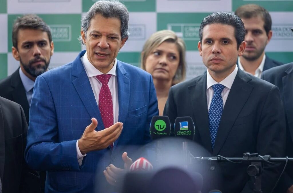 Governo publica conjunto de medidas alternativas ao IOF; veja mudanças Pacote trata de apostas esportivas, aplicações e títulos
